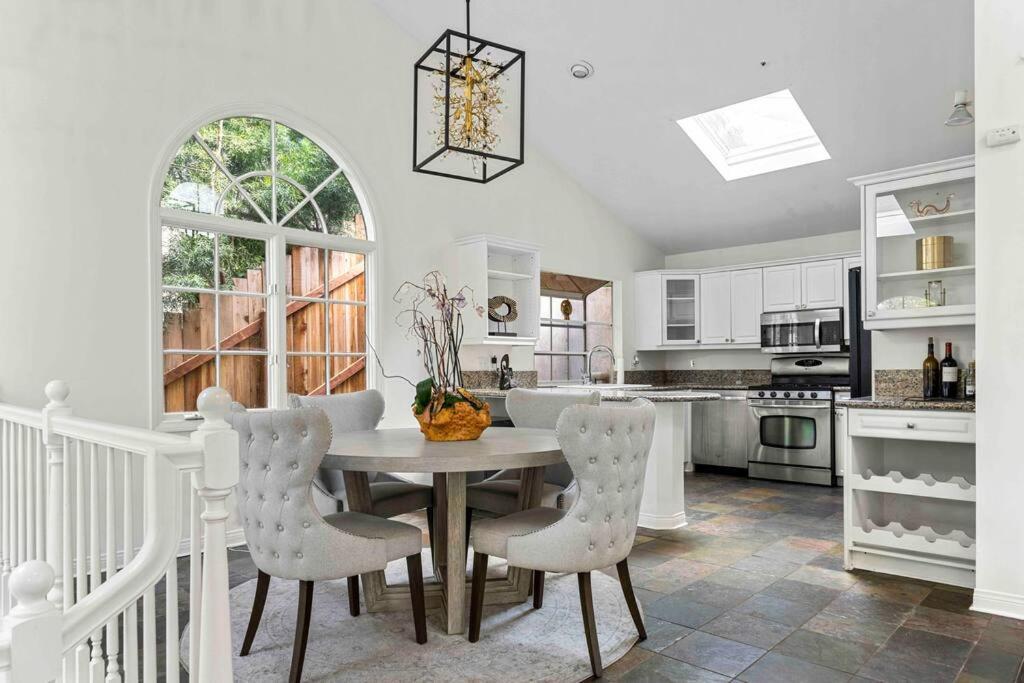Villa Stunning Mediterranean Mansion In Laurel Canyon Los Ángeles